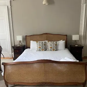 Private Guest In Georgian Townhouse In Centre Edinburgh